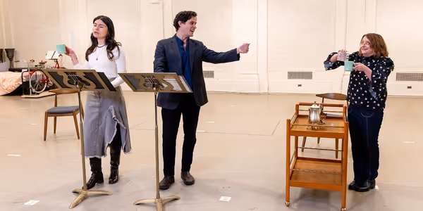 Photos: Rachel Dratch, Phillipa Soo, Stephen Pasquale and More in Rehearsal for HIGH SPIRITS