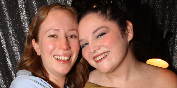 Photos: Hannah Einbinder Visits HACKS Co-Star Meg Stalter at OH, MARY!