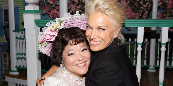 Photos: Hannah Waddingham Visits SCHMIGADOON! on Broadway Photo