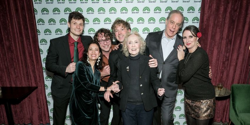 Photos: IT'S A WONDERFUL LIFE Celebrates Opening Night at Irish Rep Photo