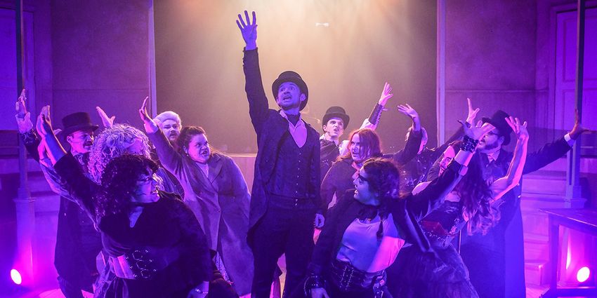 Photos: JEKYLL & HYDE At The Chopin Theatre Photo