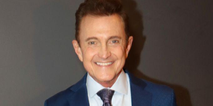 Photos: Jeff Harnar Sings the 1959 Broadway Songbook at Birdland Photos