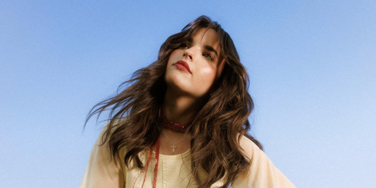Photos: Jenna Raine Releases Debut Album JEANS, BOYS & JESUS on Warner Records