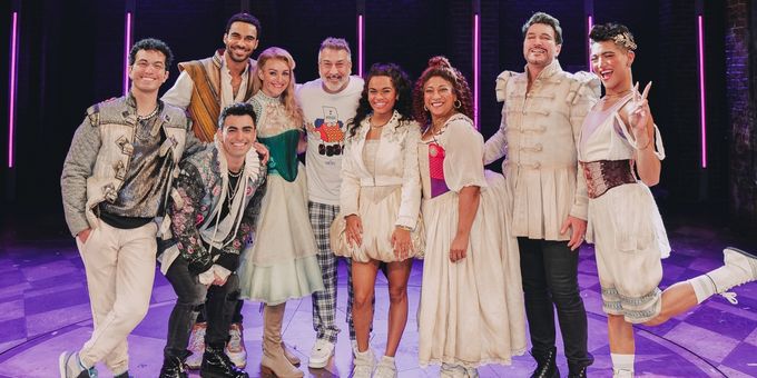 Photos: Joey Fatone Visits & JULIET on Broadway Photos