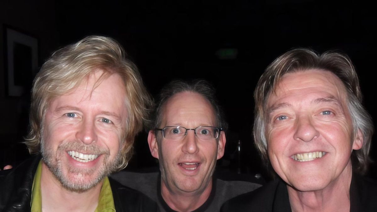 Photos: Joey Molland, Phil Solem & Jeff Miller Release 'Roll Over Beethoven'