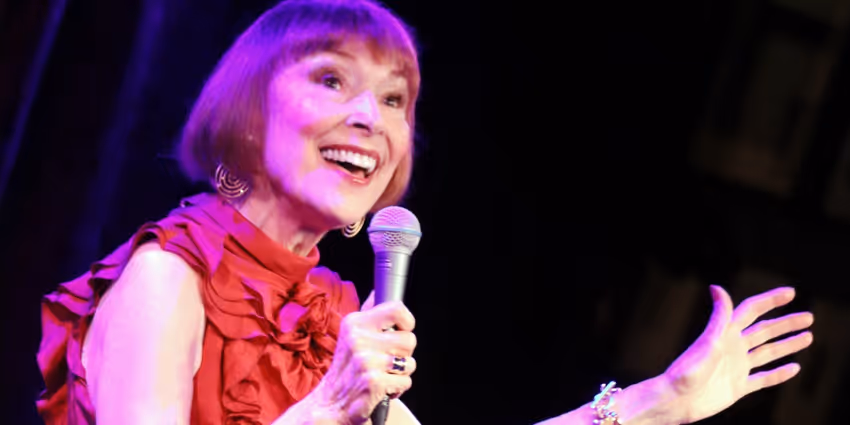 Photos: Karen Akers Celebrates Paris At Birdland Photo