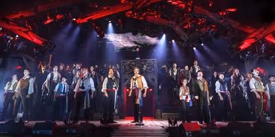 Photos: LES MISERABLES: THE ARENA CONCERT SPECTACULAR Starring Alfie Boe, Killian Donnelly Photo