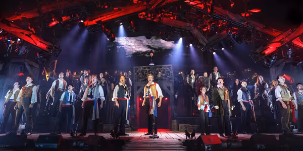 Photos: LES MISERABLES: THE ARENA CONCERT SPECTACULAR Starring Alfie Boe, Killian Donnelly, Samantha Barks and More