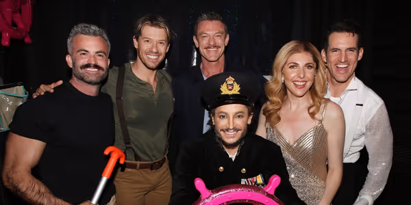 Photos: Luke Evans Visits TITANIQUE on Broadway Photo