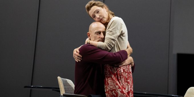 Photos: Mark Strong and Lesley Manville in OEDIPUS on Broadway Photos