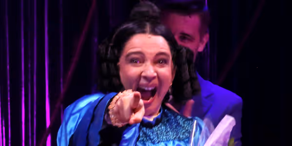 Photos: Maya Rudolph Takes First Bows in OH, MARY! Photo