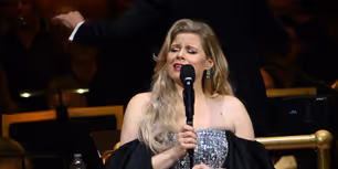 Photos: Megan Hilty and the New York Pops' 2025 Holiday Concert