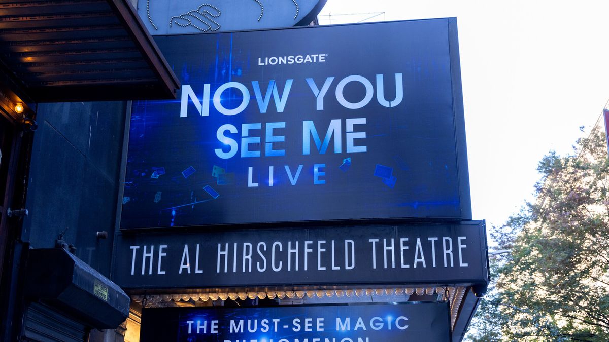 Up on the Marquee: NOW YOU SEE ME LIVE Appears on Broadway