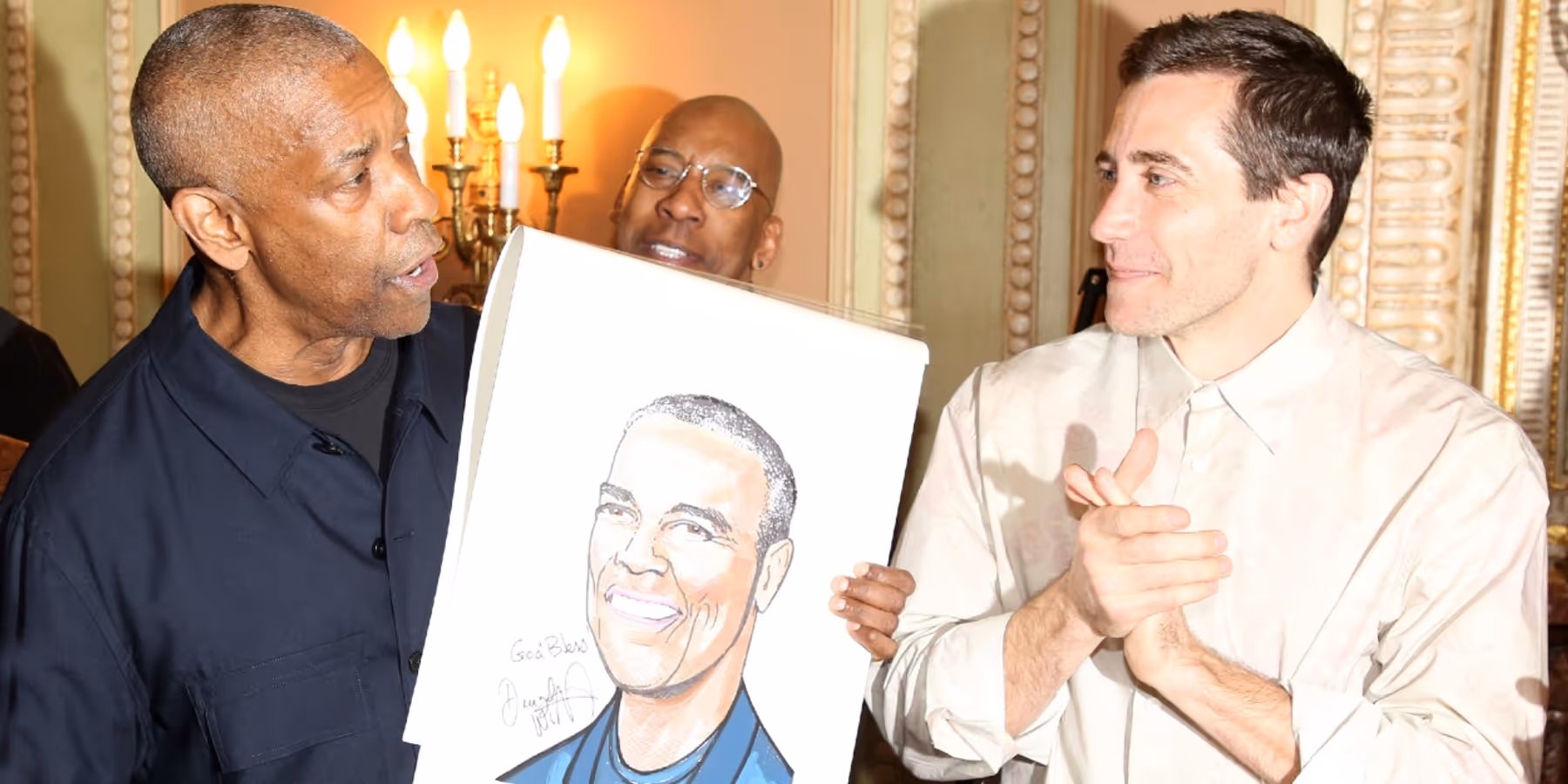 Photos: OTHELLO Star Denzel Washington Celebrates Sardi's Portrait Reveal