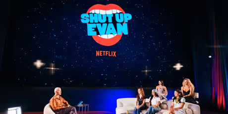 Photos: OUTER BANKS, XO KITTY Casts Attend Netflix End of Summer Bash Photo