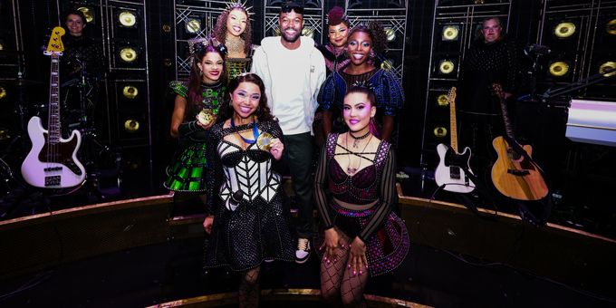 Photos: Olympic Medalists Rai Benjamin and Anita Alvarez Visit SIX on Broadway Photos