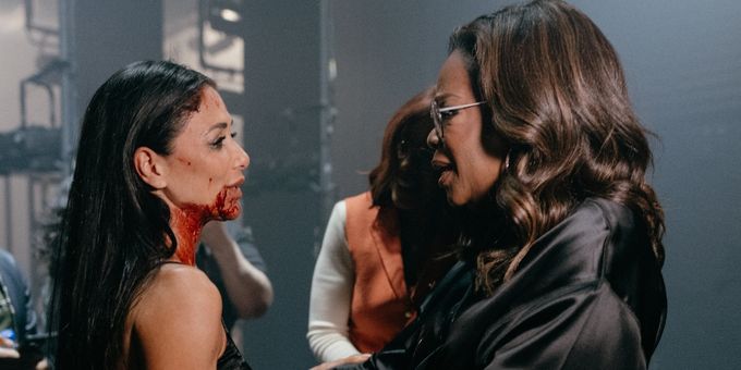 Photos: Oprah, Gayle King, and Heidi Klum Stop By SUNSET BLVD. On Broadway Photos