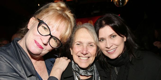 Photos: PEN PALS Opens With Nancy McKeon and Johanna Day Photos