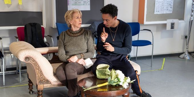 Photos: Patricia Hodge and Robert Bathurst in Rehearsals for THE RIVALS at Orang Photos