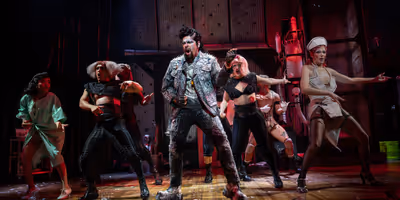 Photos: Kevin McHale, Lorna Courtney, and More in THE ROCKY HORROR SHOW