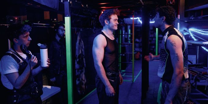 Photos: ROMEO + JULIET's Kit Connor, Rachel Zegler & More Backstage Photos