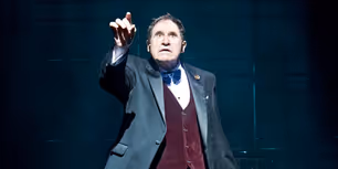 Photos: Richard Kind Returns to THE PRODUCERS in the West End