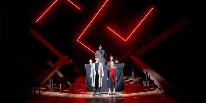 Photos: SCHOLL - Die Knospe Der Weißen Rose at Theater Magdeburg Photos