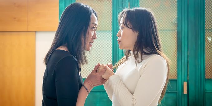 Photos: SHANGHAI DOLLS World Premiere Cast in Rehearsals Photos