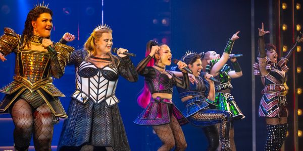 Photos: SIX THE MUSICAL Opens in Melbourne