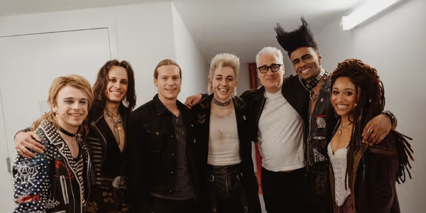 Photos: THE VAMPIRE LESTAT's Sam Reid Visits THE LOST BOYS on Broadway Photo