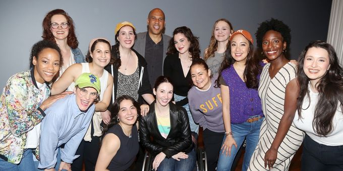 Photos: Senator Cory Booker, Bonnie Milligan, Euan Morton & Iain Armitage Visit  Photos