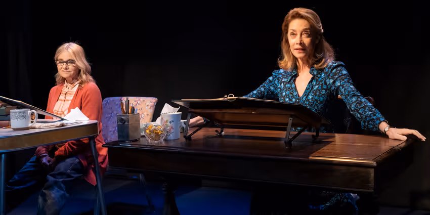 Photos: Sharon Lawrence and Maureen McCormick in PEN PALS Photo