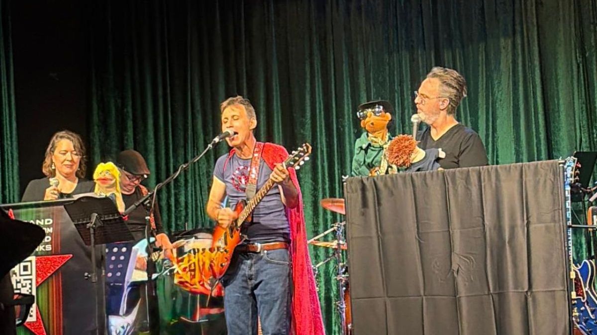 Photos: Starkitect Releases Debut Album POST PEAK POWER POP!