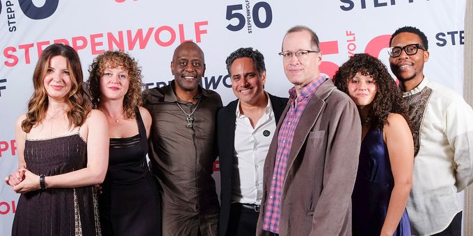 Photos: Steppenwolf Theatre Company Celebrates Opening Night of Rajiv Joseph’s Photos