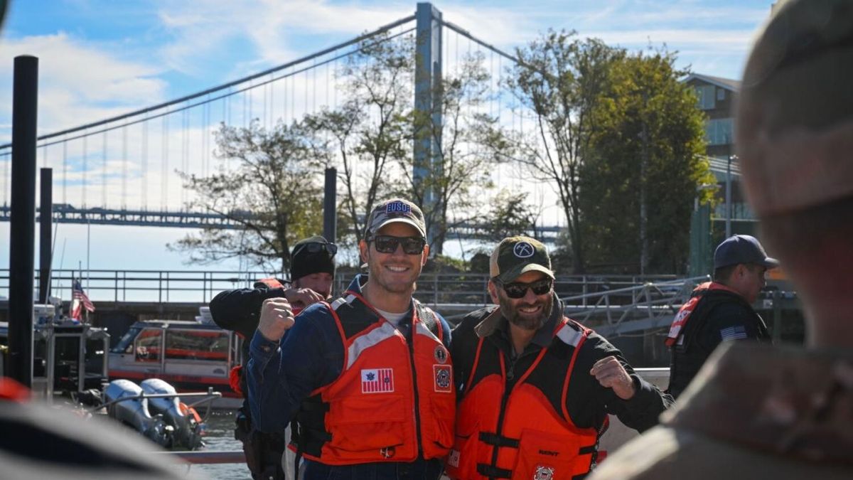 Photos: TERMINAL LIST Cast Visits USO and US Coast Guard in New York