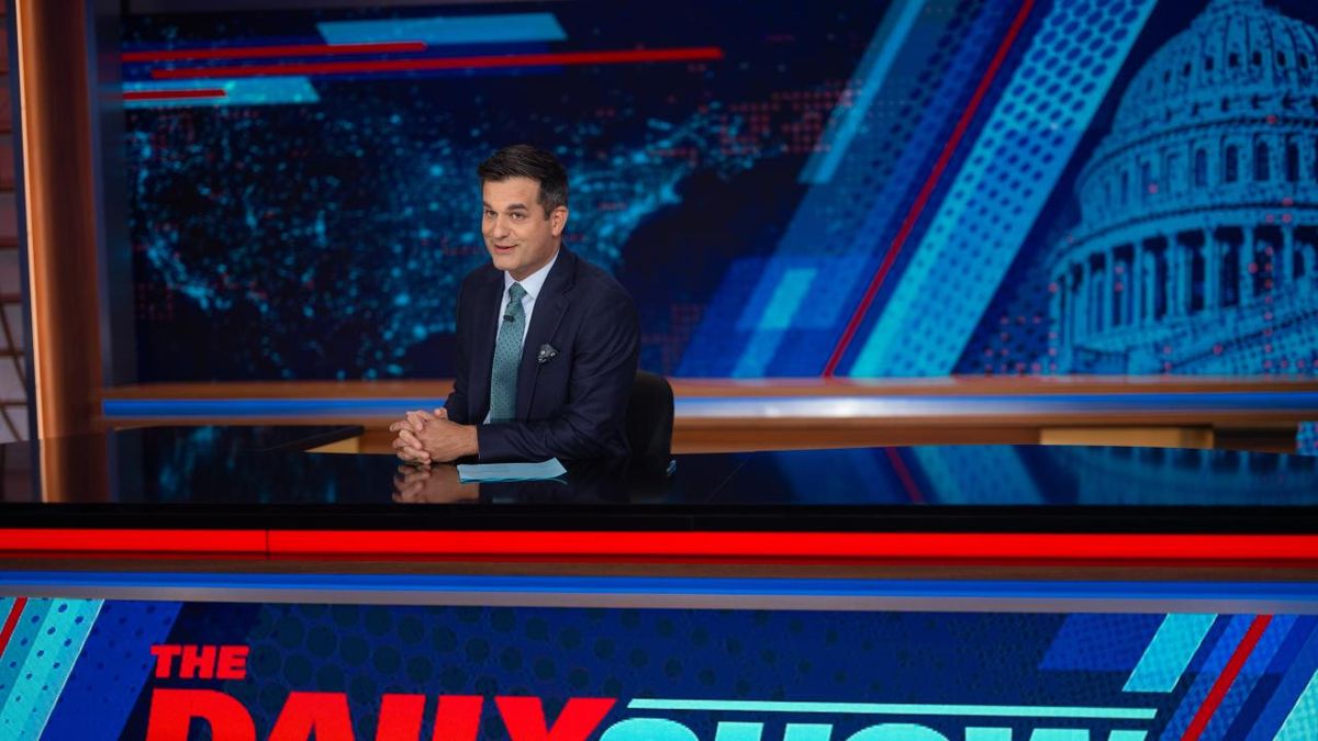 Photos: THE DAILY SHOW With Michael Kosta Features Giri Nathan on Tennis