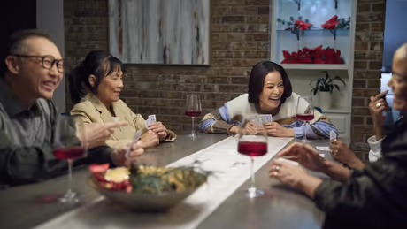 Photos: THE HOLIDAY SPARK Trailer Released for Roku Original Film Photo