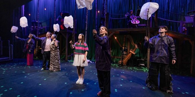 Photos: THIS IS MY FAMILY at?Southwark Playhouse Photos