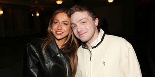 Photos: Tate McRae Visits Jake Shane at ALL OUT: COMEDY ABOUT AMBITION