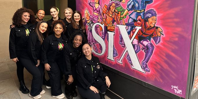 Photos: The Queens of SIX Celebrate Record Breaking Christmas at Theatre Royal B Photos