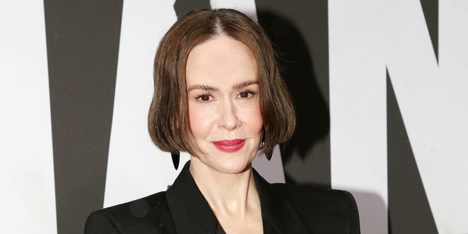 Photos: Stars Walk the Red Carpet on Opening Night of GIANT Photos