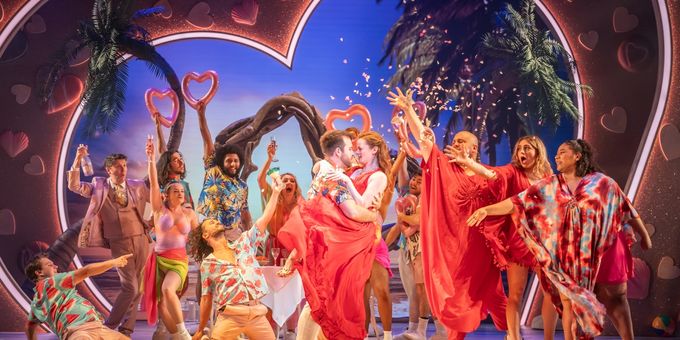 Photos/Video: First Look at the UK and Ireland Tour of I SHOULD BE SO LUCKY