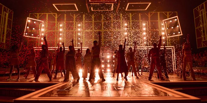 Photos/Video: KayCee Stroh, Jason Donovan, and More in HIGH SCHOOL MUSICAL
