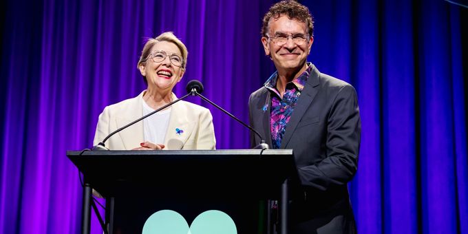 Photos & Video: See Bening, Stokes Mitchell & More at The Entertainment Communit Photos