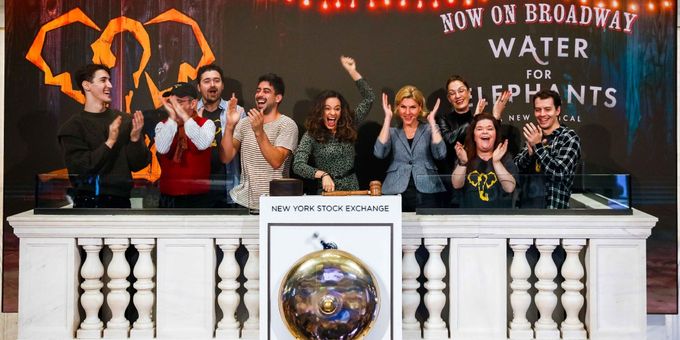 Photos: WATER FOR ELEPHANTS Rings the Opening Bell at the New York Stock Exchang Photos