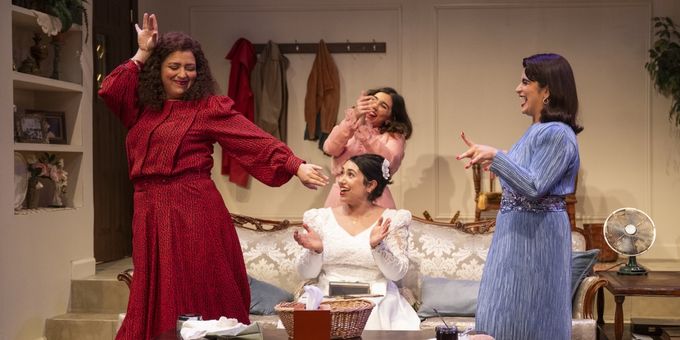 Photos: WISH YOU WERE HERE Marks Remy Bumppo Theatre Company’s Chicago Premier Photos