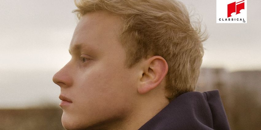 Pianist Alexander Malofeev Releases Debut Album FORGOTTEN MELODIES on Sony Classical Photo