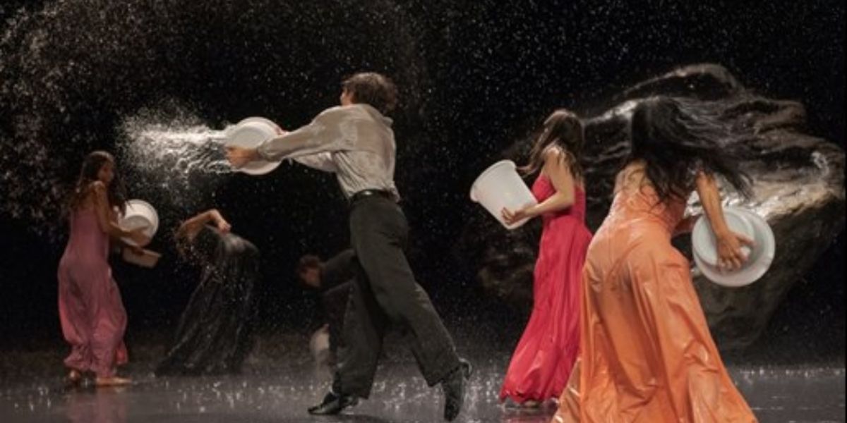 Pina Bausch's VOLLMOND Comes to Sadler's Wells Theatre