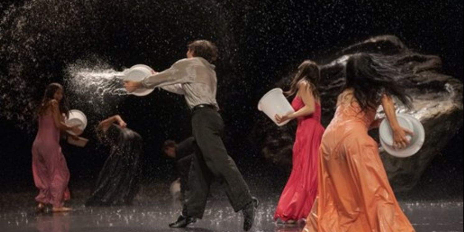 Pina Bausch's VOLLMOND Comes to Sadler's Wells Theatre  Image