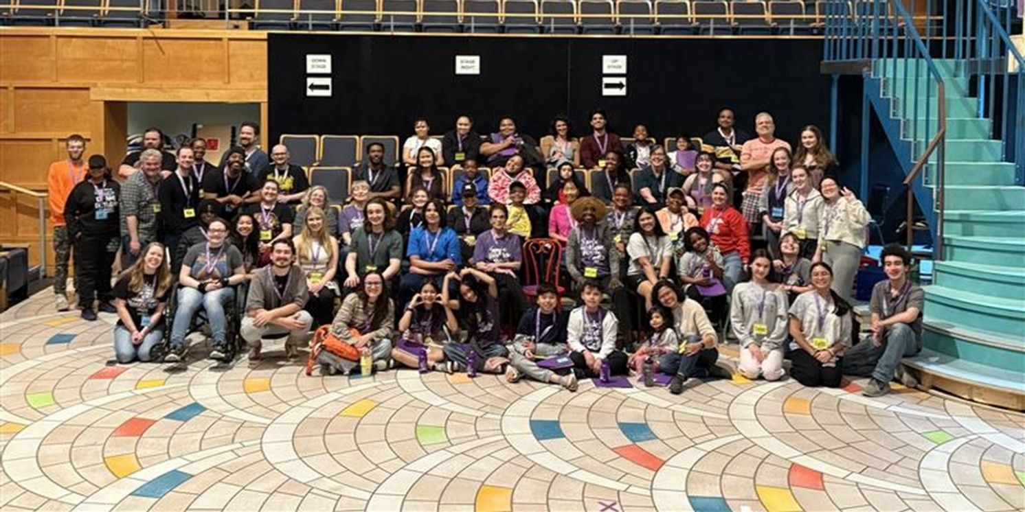 Cast Set for TWELFTH NIGHT at Pittsburgh Public Theater  Image